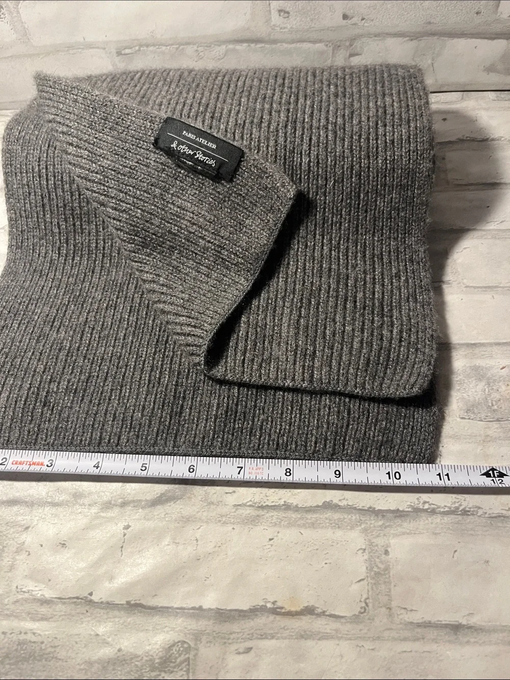 & Other Stories Grey Ribbed knit scarf  60 inches long